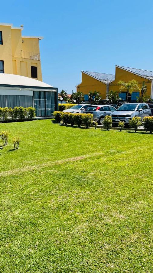 Hotel Milazzo Esterno foto