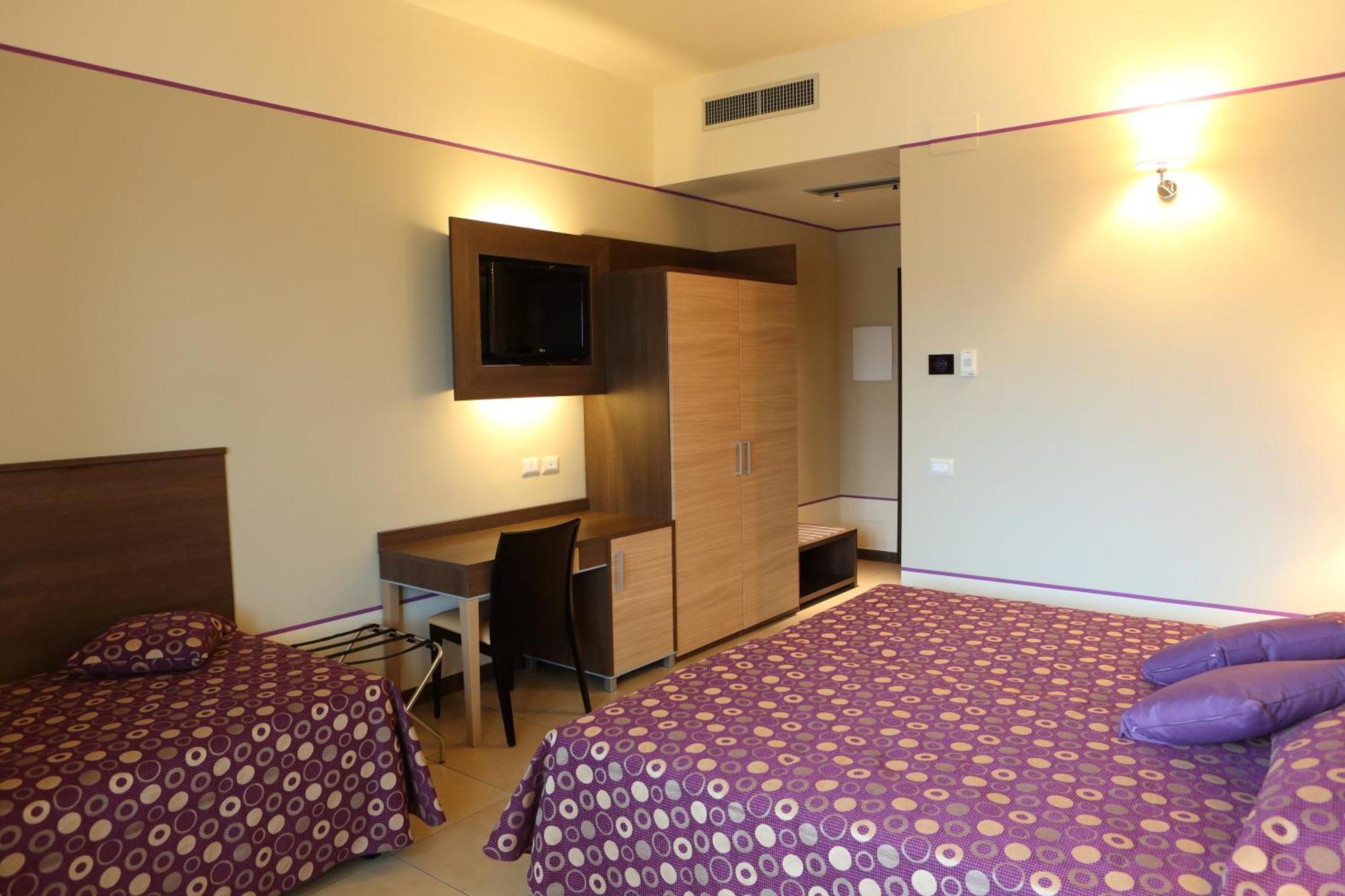 Hotel Milazzo Esterno foto