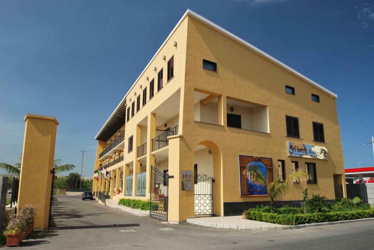 Hotel Milazzo Esterno foto